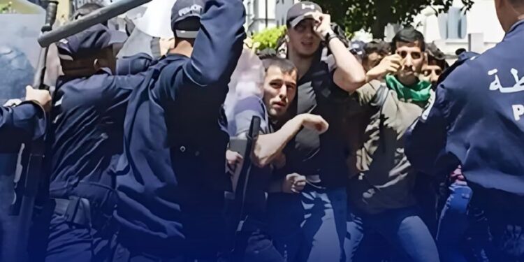 في ظل تصاعد الغليان الشعبي: اعتقالات تطال نشطاء وشباب الجزائر