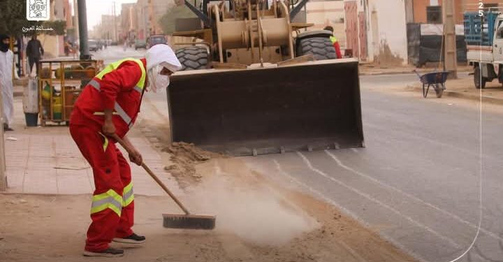 جماعة العيون تواصل حملاتها البيئية لتعزيز النظافة والصحة العامة