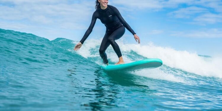 أكادير : شاطئ أنزا يستعد لاحتضان بطولة العالم لرياضة ركوب الموج