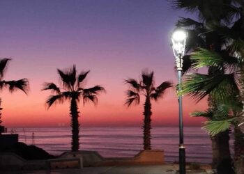 سيدي إفني، لؤلؤة الأطلس