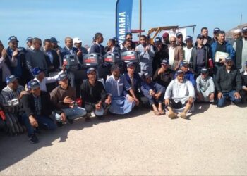 توزيع 15 محركًا لقوارب الصيد التقليدي بجماعة ميراللفت – سيدي إفني