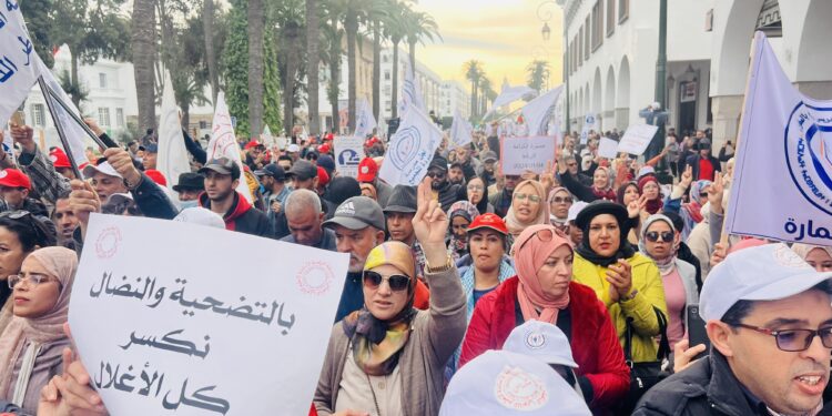 الإضراب العام في المغرب: نقابات تؤكد على فشل الحكومة في التفاوض