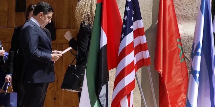 المغرب بين إسرائيل وفلسطين: الوهم الأيديولوجي والتعاون الإستراتيجي