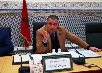 عامل إقليم آسا الزاك يرفض الإشهاد على وثيقة عرفية ويؤكد حماية النظام العام العقاري