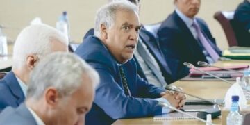وزير الداخلية يعلن تفعيل اللجنة المركزية لتتبع انتخابات 2026 خلال لقاء مع قادة الأحزاب