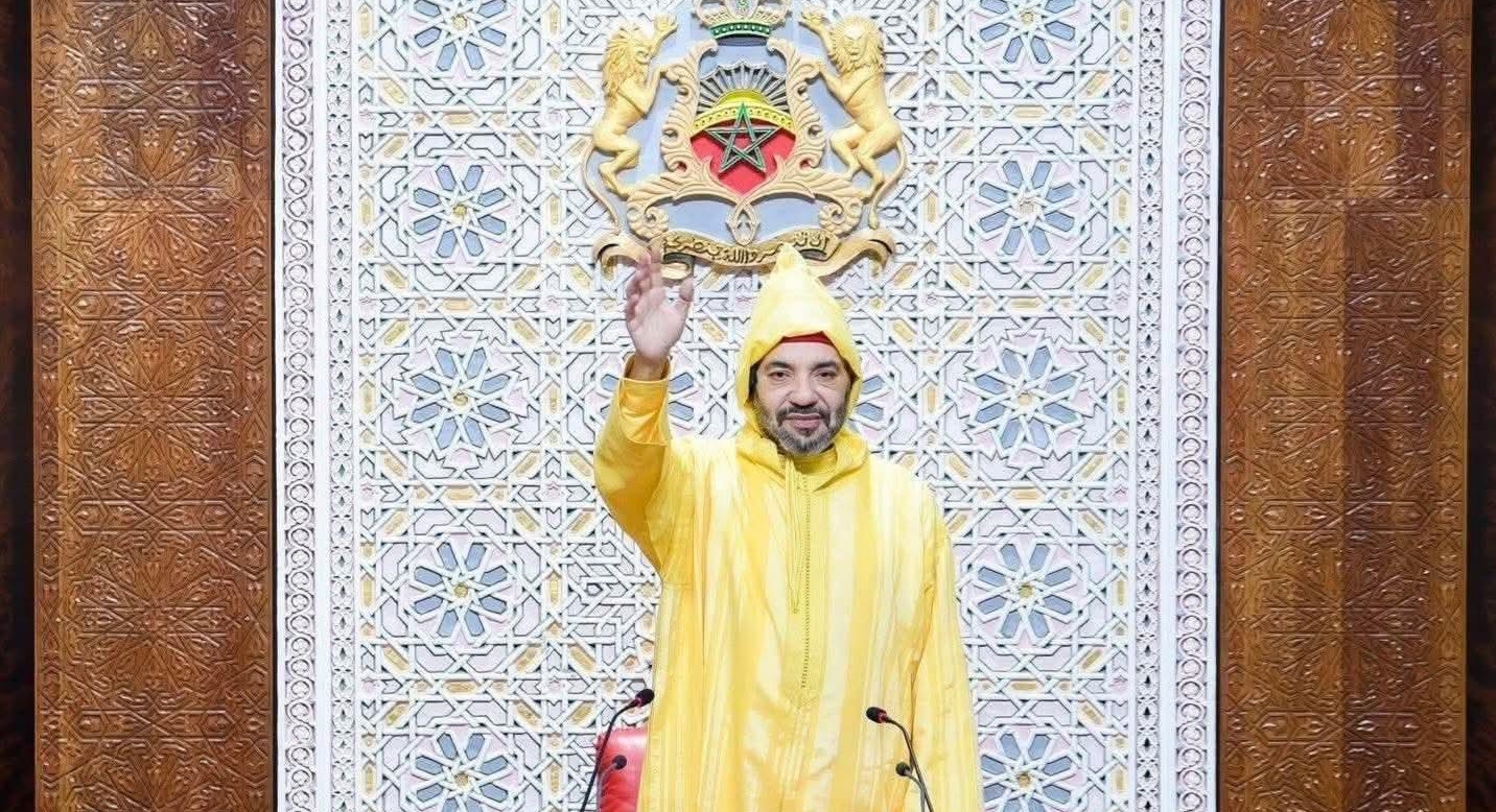 الملك محمد السادس يشدد على إنهاء التأخير في تفعيل ميثاق اللاتمركز الإداري